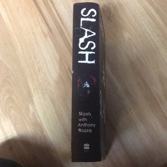 Slash book - Picture 3 of 5